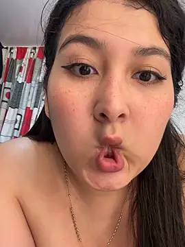 evelyn 1702 online show from 10, 10, 2025