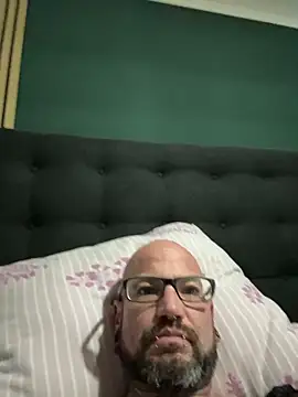 MichiDWT1312 online show from 5, 2, 2026