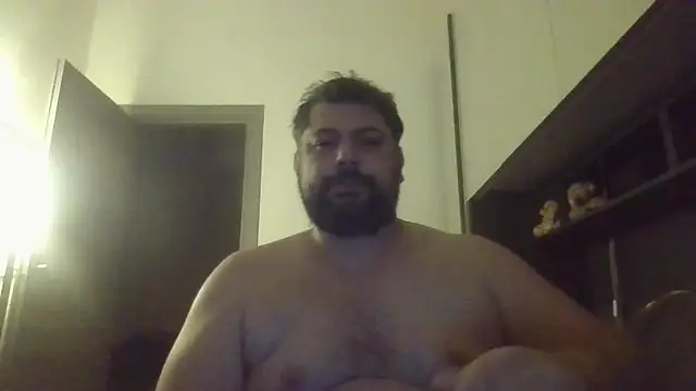 Snapshot of giuseppelovisi85 chatting on 3, 10, 2025 giuseppelovisi85 online show from 3, 10, 2025