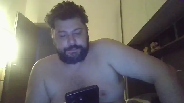 Snapshot of giuseppelovisi85 chatting on 6, 10, 2025 giuseppelovisi85 online show from 6, 10, 2025