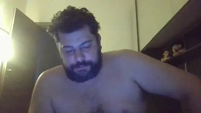 Snapshot of giuseppelovisi85 chatting on 10, 10, 2025 giuseppelovisi85 online show from 10, 10, 2025