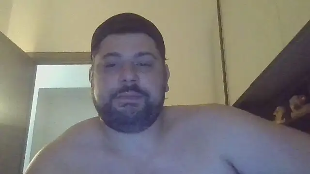 Snapshot of giuseppelovisi85 chatting on 19, 10, 2025 giuseppelovisi85 online show from 19, 10, 2025