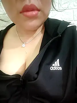 Julyy08 online show from 9, 5, 2026