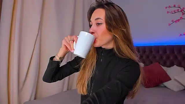 Snapshot of AlexaWilds chatting on 29, 11, 2025 AlexaWilds online show from 29, 11, 2025