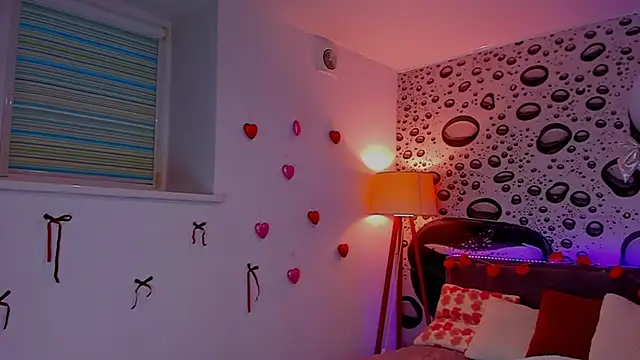 Snapshot of AlexaWilds chatting on 8, 2, 2026 AlexaWilds online show from 8, 2, 2026