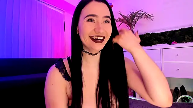 Mary Lori online show from 10, 6, 2026