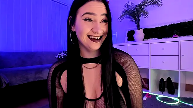 Mary Lori online show from 4, 8, 2026
