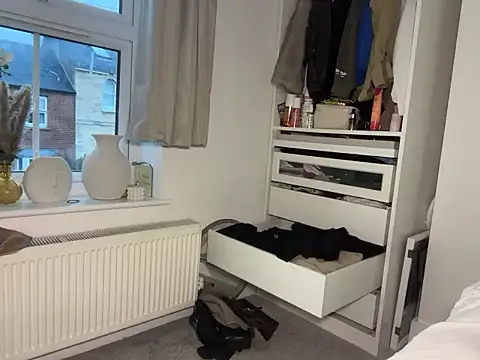 KayleeBella online show from 7, 11, 2025