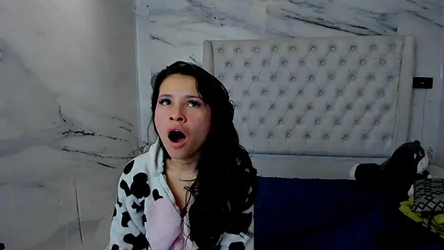 Ari and Storm online show from 9, 1, 2026