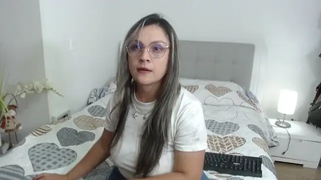 sophie lopez1 online show from 29, 11, 2025