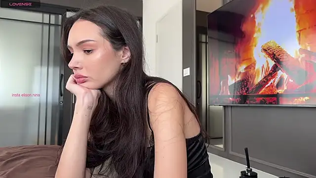 elisonni  online show from 17, 11, 2025