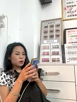 Baby-mmm online show from 19, 10, 2025