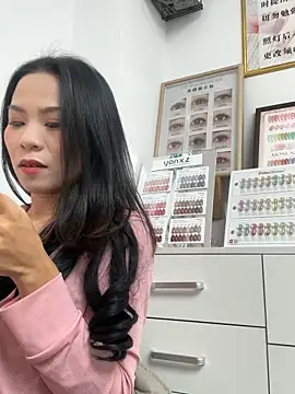 Baby-mmm online show from 24, 10, 2025