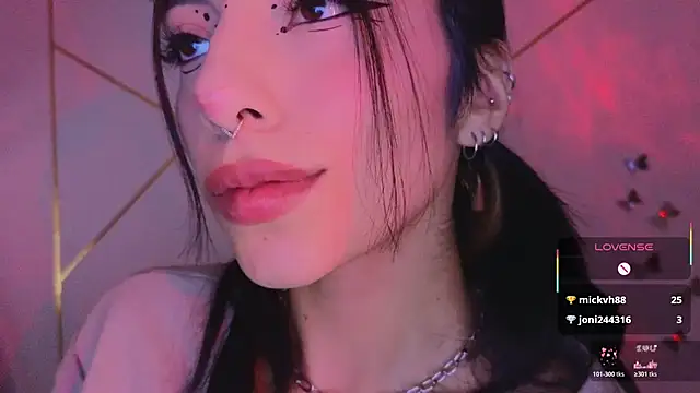 Hollyxx  online show from 16, 11, 2025