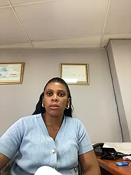 Snapshot of 031bubbles chatting on 3, 3, 2026 031bubbles online show from 3, 3, 2026