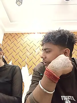 romantic couple1 online show from 13, 3, 2026