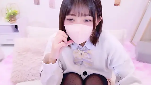 Hinata Sun online show from 23, 11, 2025