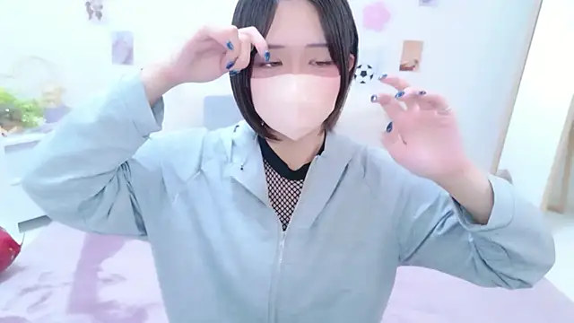 Hinata Sun online show from 27, 6, 2026