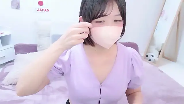 Hinata Sun online show from 4, 7, 2026