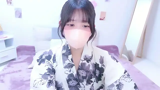 Hinata Sun online show from 27, 7, 2026