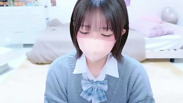 Hinata Sun online show from 3, 8, 2026