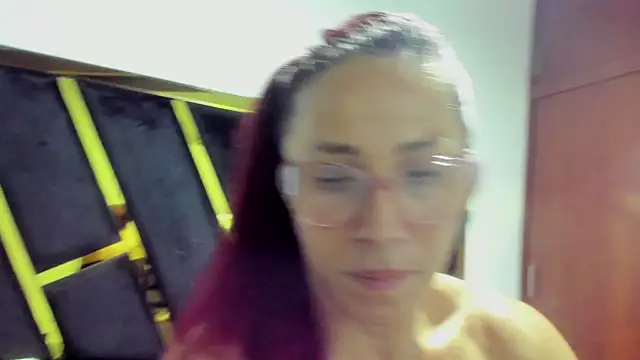 agatha fit online show from 5, 8, 2026