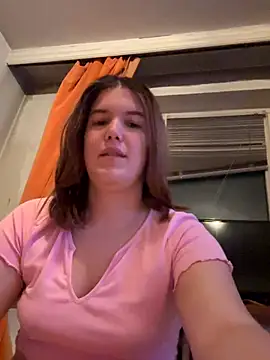 Snapshot of IssadoraaPink chatting on 24, 9, 2025 IssadoraaPink online show from 24, 9, 2025