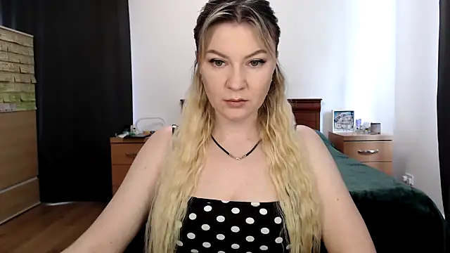 ParadiseAlina online show from 24, 9, 2025