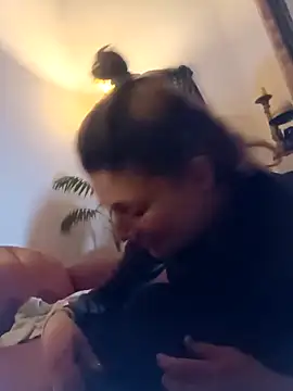 Snapshot of Marizoka chatting on 8, 10, 2025 Marizoka online show from 8, 10, 2025