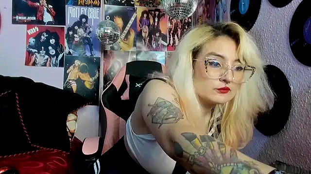 Avril Maria online show from 30, 4, 2026