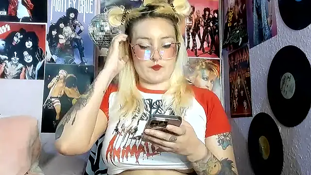 Snapshot of Avril_Maria chatting on 23, 7, 2026 Avril Maria online show from 23, 7, 2026