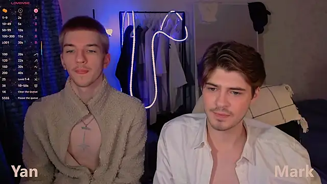 Snapshot of itsyanbb chatting on 15, 12, 2025 itsyanbb online show from 15, 12, 2025