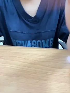 Snapshot of ThuPhuong-Tr chatting on 22, 9, 2025 ThuPhuong-Tr online show from 22, 9, 2025