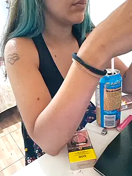 euahotmarii20 online show from 13, 10, 2025