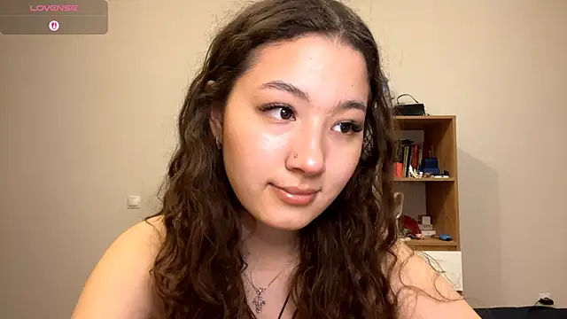 Sakuravice online show from 31, 10, 2025