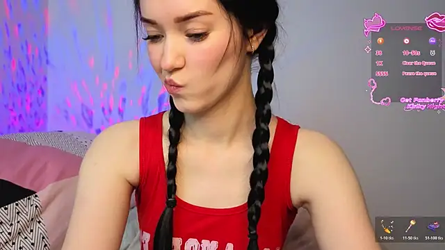 Veliora online show from 5, 12, 2025