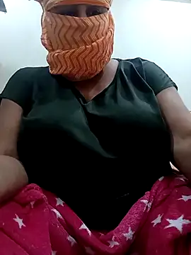 Rakhi sawant143 online show from 3, 3, 2026