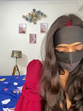 Snapshot of DesiSexyMonika chatting on 4, 5, 2026 DesiSexyMonika online show from 4, 5, 2026