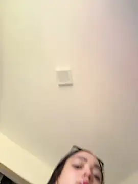 hottiee melannie online show from 21, 3, 2026