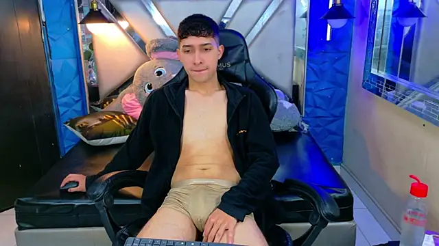 Snapshot of Kygo_Williams chatting on 8, 10, 2025 Kygo Williams online show from 8, 10, 2025