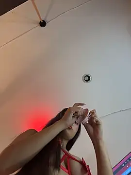 Juanita-Diaz online show from 6, 1, 2026