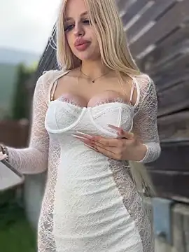 Steffi Snowbunny online show from 3, 5, 2026