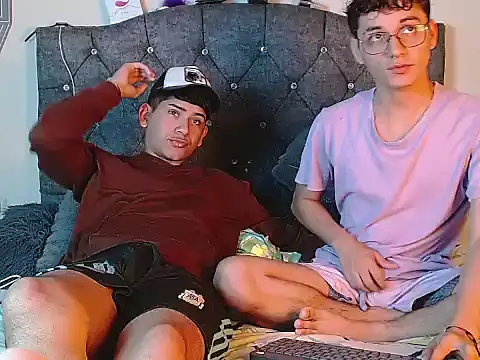 logan willyams  online show from 10, 9, 2025