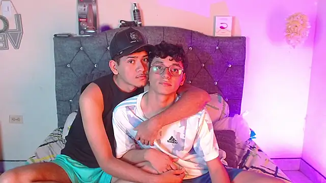 logan willyams  online show from 28, 10, 2025