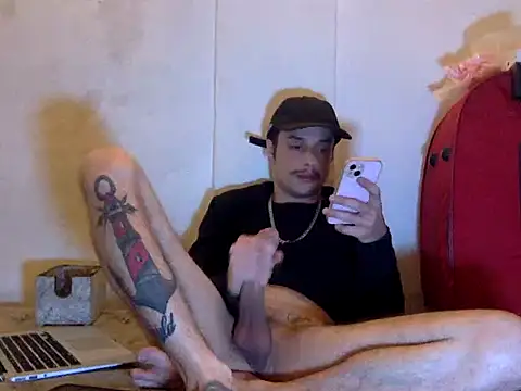 chrisalmeid  online show from 9, 10, 2025