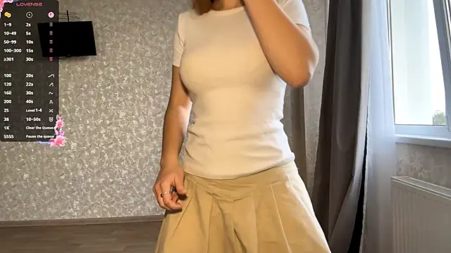 DreamyOlivia online show from 8, 10, 2025