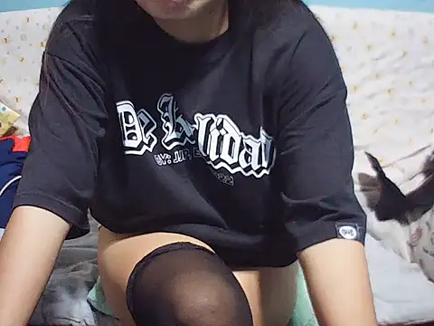 Snapshot of Horny_miya1989 chatting on 8, 11, 2025 Horny miya1989 online show from 8, 11, 2025