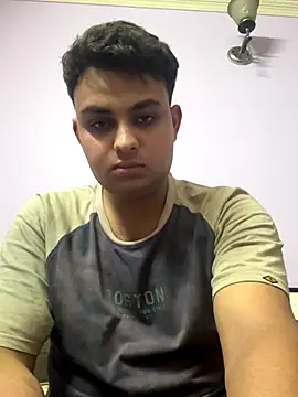 Snapshot of playboyxxx1905 chatting on 18, 10, 2025 playboyxxx1905 online show from 18, 10, 2025