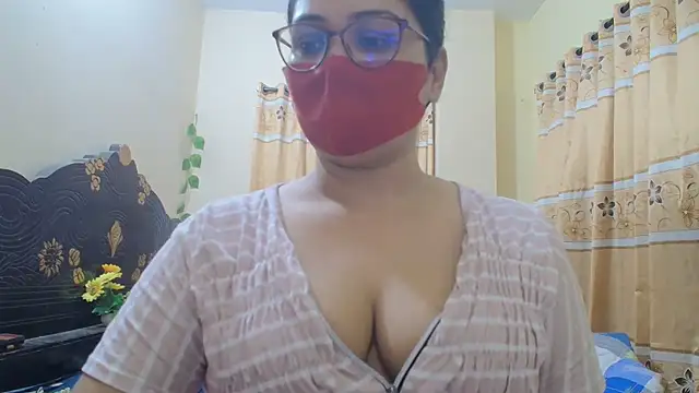 Elena cruz5 online show from 16, 4, 2026