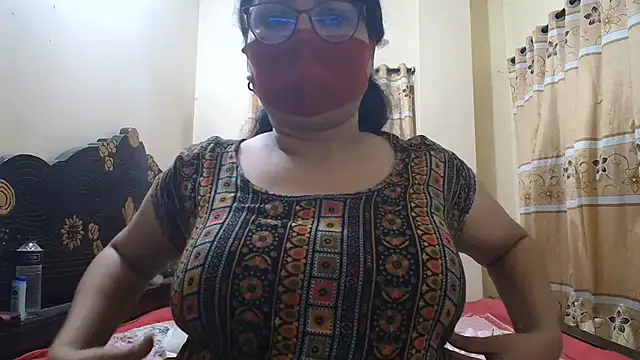 Elena cruz5 online show from 24, 6, 2026